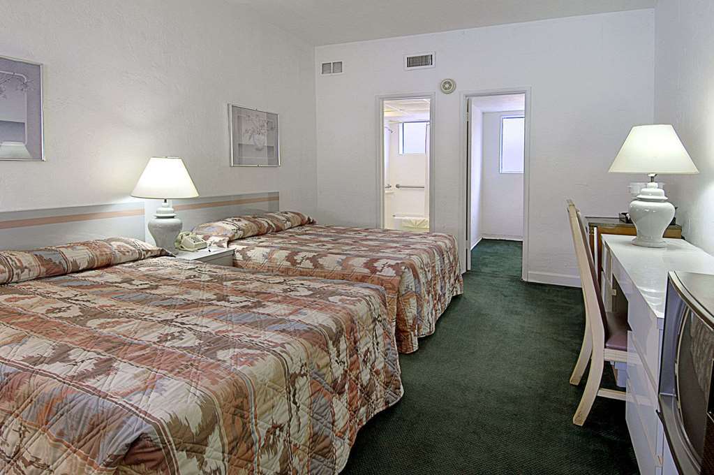 Travelodge Monaco Beach Resort Sunny Isles Beach Habitación foto